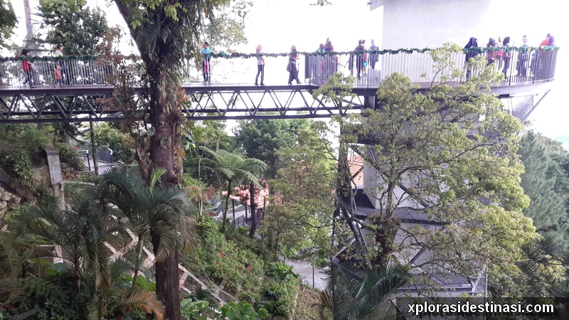 Jambatan skywalk kecil di Penang Hill
