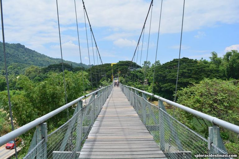 Pengalaman bersiar-siar di Jambatan Gantung Tamparuli, Sabah - Xplorasi