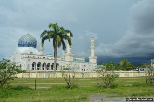 masjid-di-bandaraya-kota-kinabalu