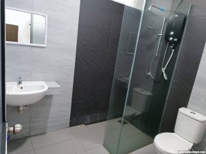 homestay-bathroom-in-kota-bharu
